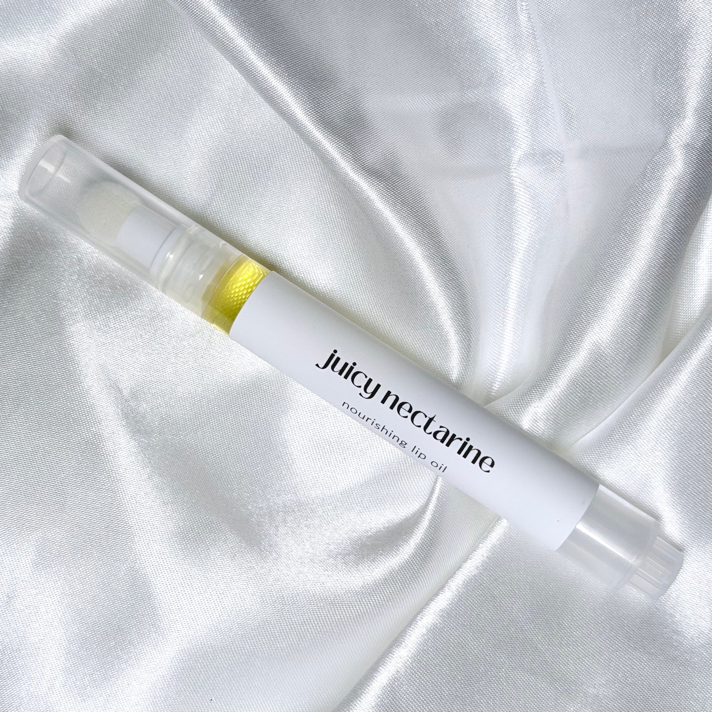 Juicy Nectarine Lip Oil